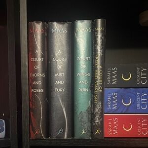 Original hardcover ACOTAR